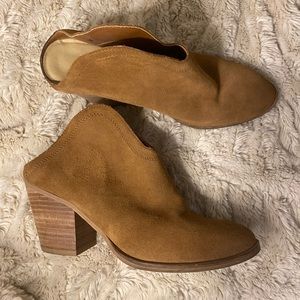 Chinese Laundry Beaute Mule